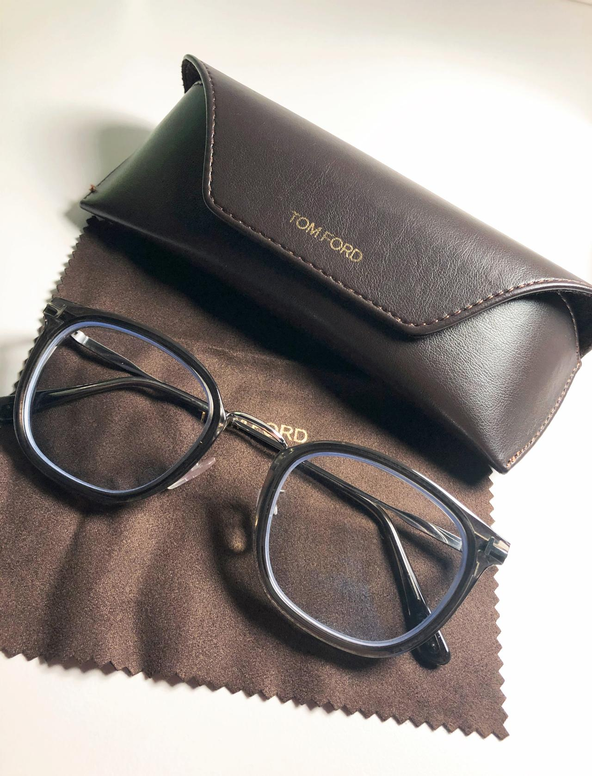 TOM-FORD