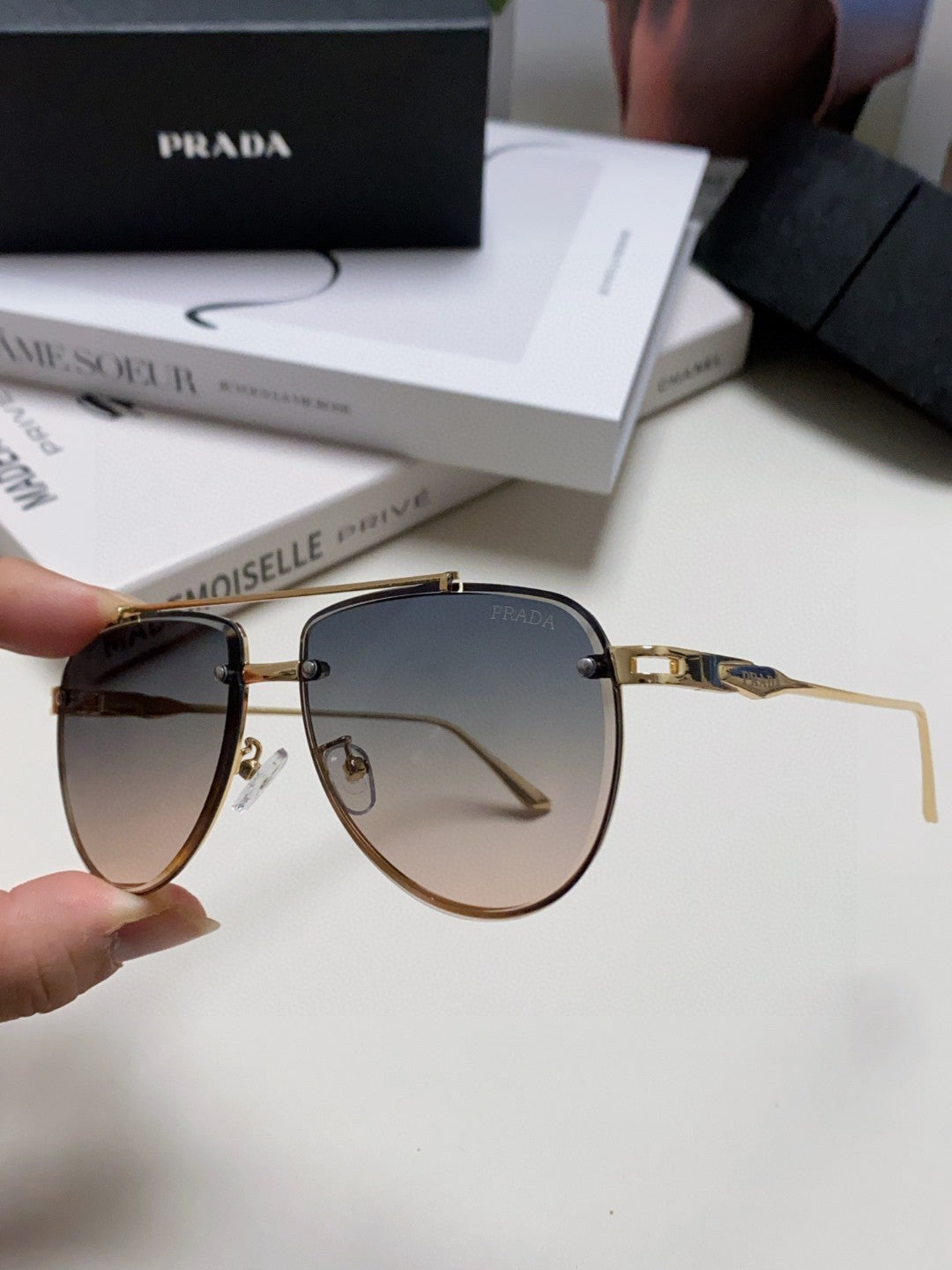 Prada Fashion Gray Lens Sunglasses for Men & Women - 358414 - detail image 5