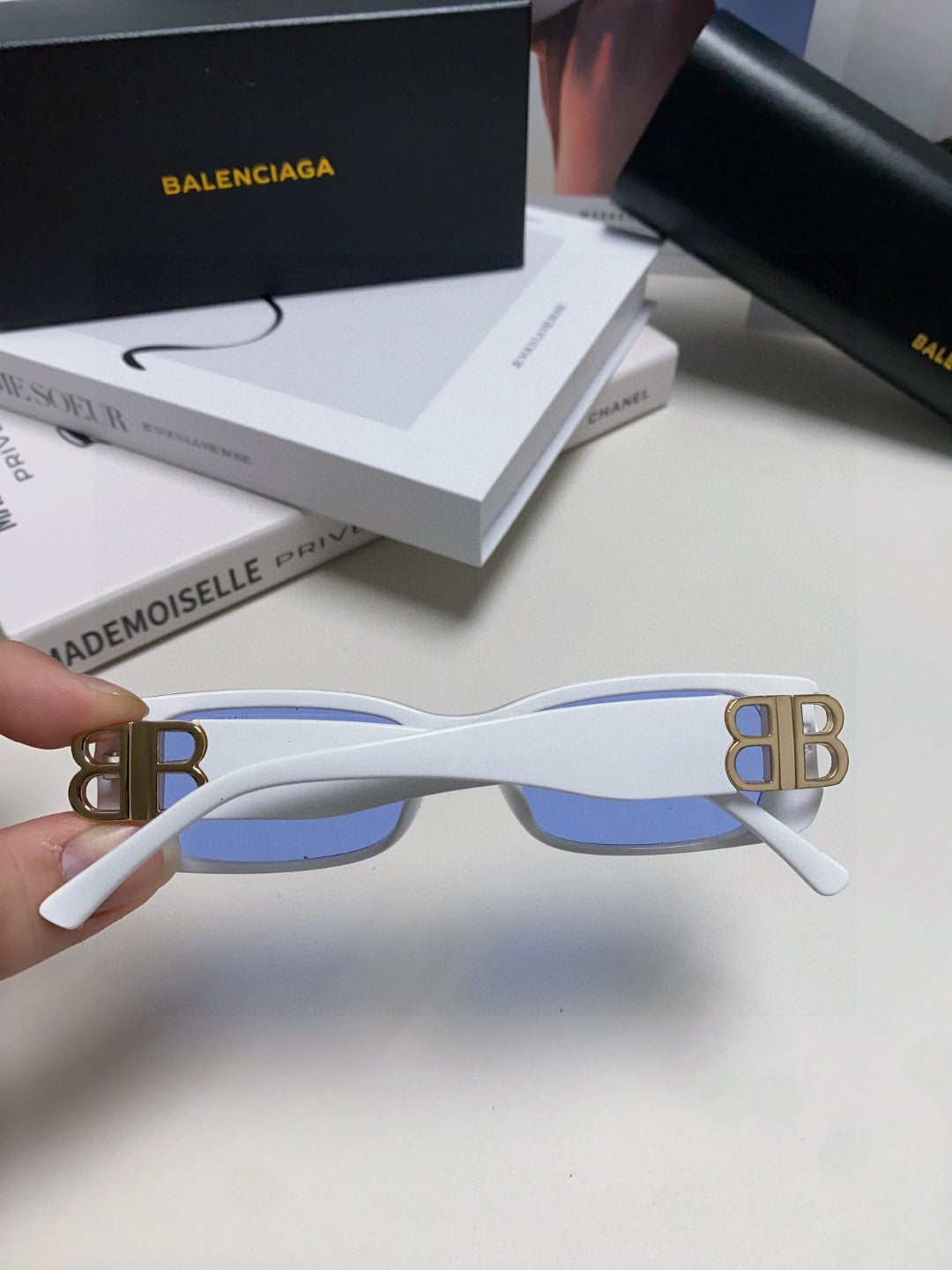 Balenciaga Rectangular Silver Lens Sunglasses for Men & Women - 487527 - detail image 3