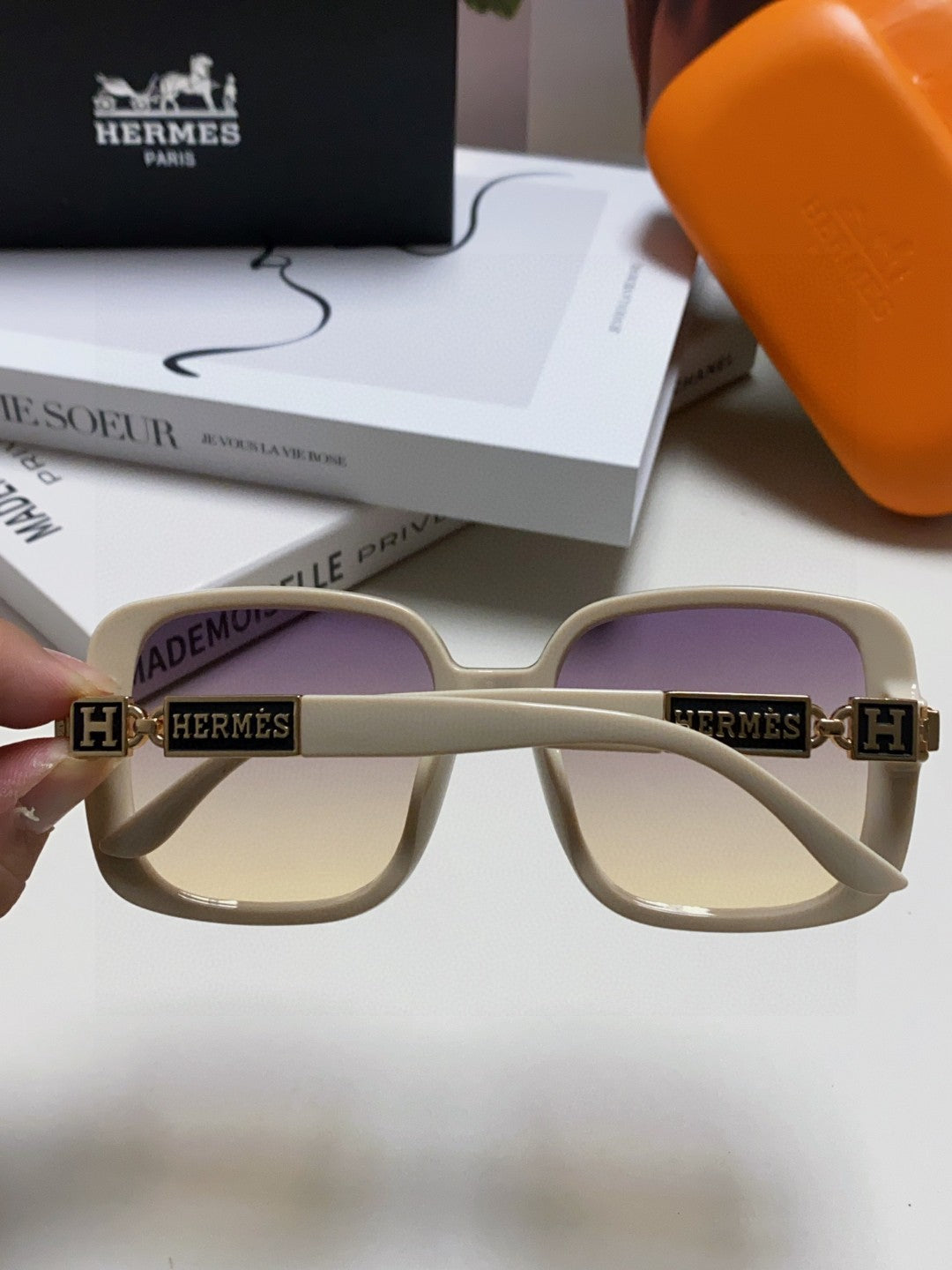 Hermès Polarized Square Brown Lens Sunglasses for Women - 358919 - detail image 4