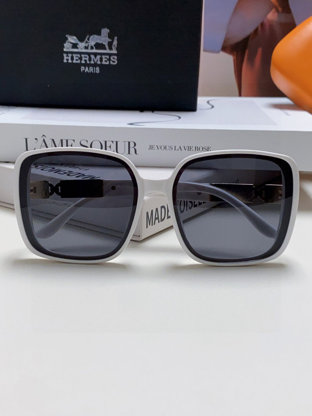 Hermès Polarized Square Black Lens Sunglasses for Women - 488095 - detail image 6