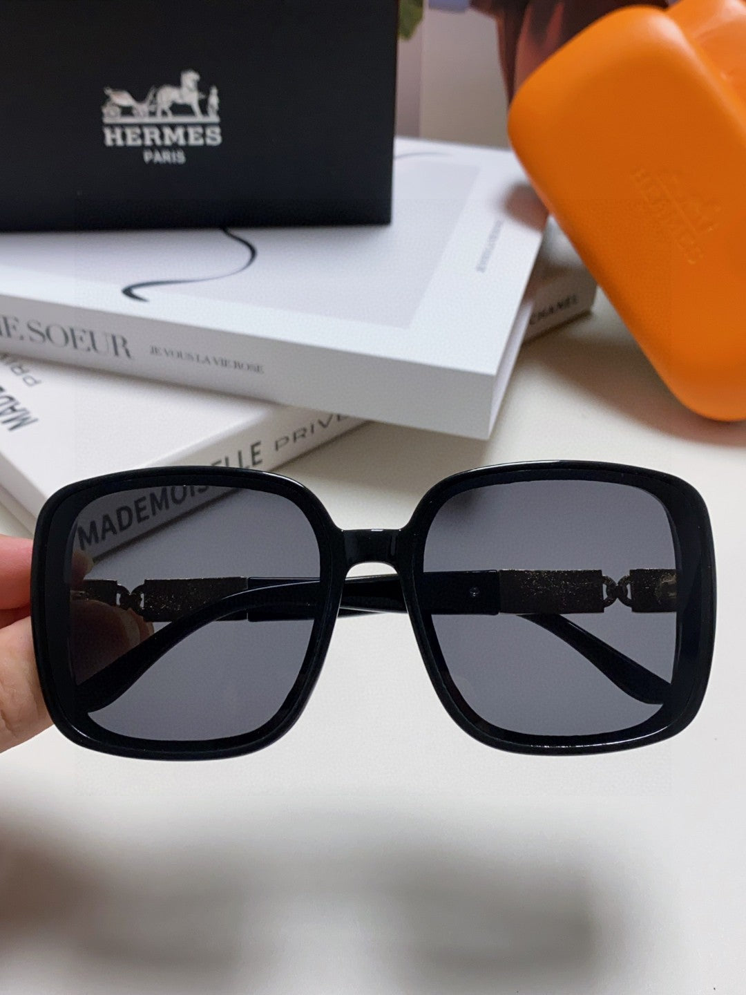 Hermès Polarized Square Black Lens Sunglasses for Women - detail image 2
