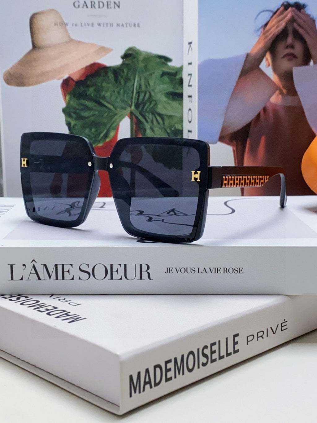Hermès Polarized Square Gray Lens Sunglasses for Men & Women - detail image 2