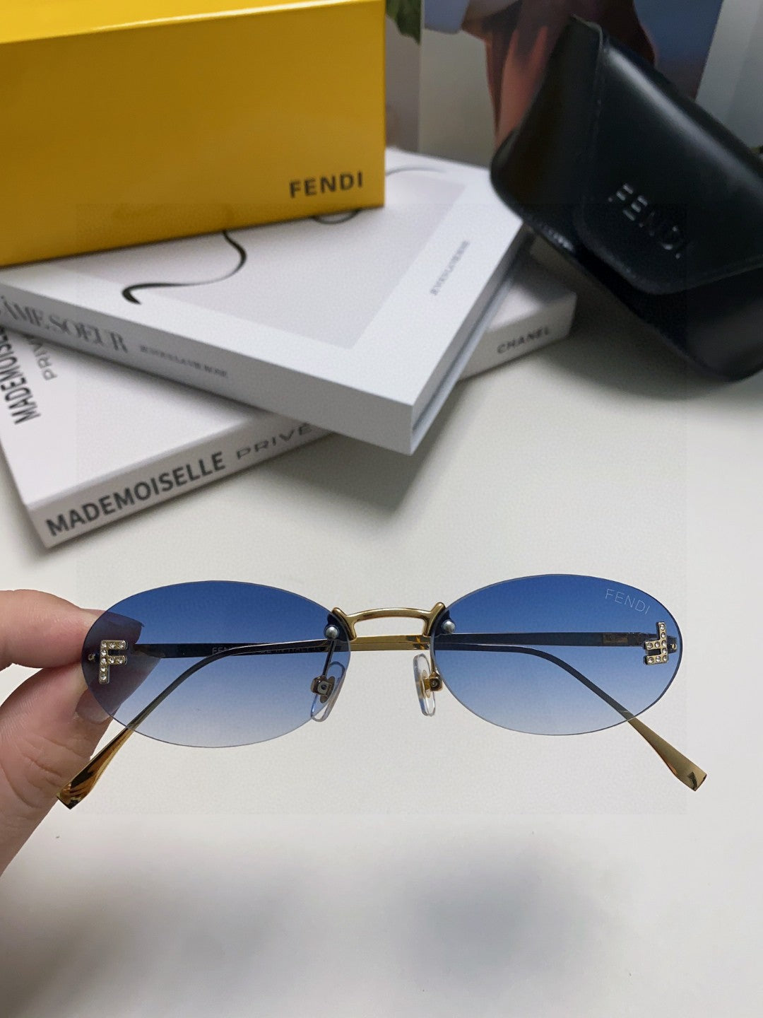 Fendi Lightweight Metal Rimless Gray Lens Sunglasses for Men & Women - 358754 - detail image 5
