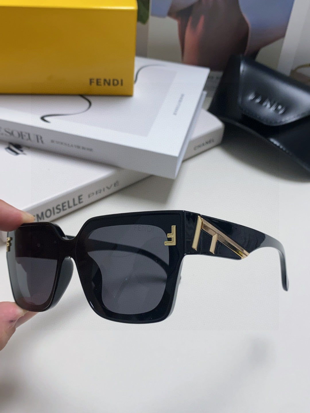 Fendi Fashion Black Lens Sunglasses for Women - 432745 - detail image 9