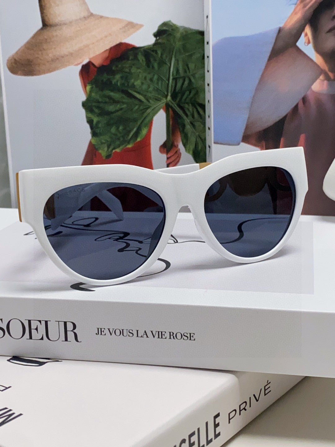 Versace Fashion Black Lens Sunglasses for Men & Women - 487810 - detail image 3