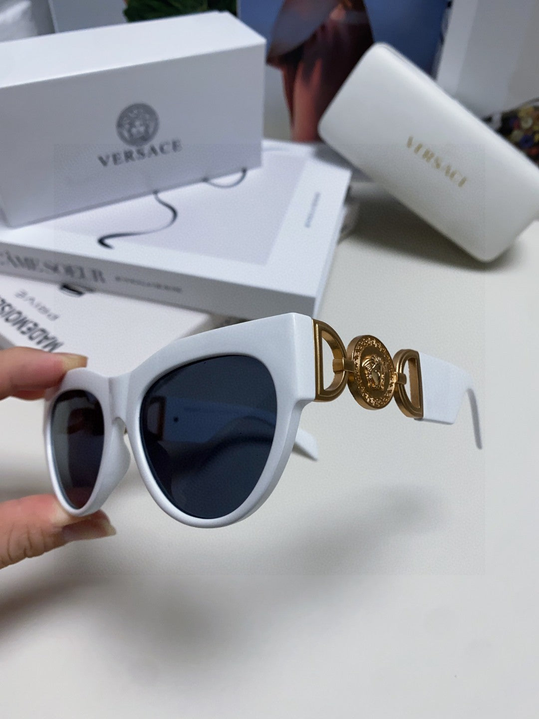 Versace Fashion Black Lens Sunglasses for Men & Women - 487810 - detail image 7