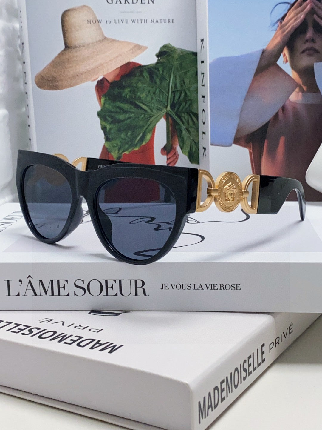 Versace Fashion Black Lens Sunglasses for Men & Women - 358785 - detail image 2