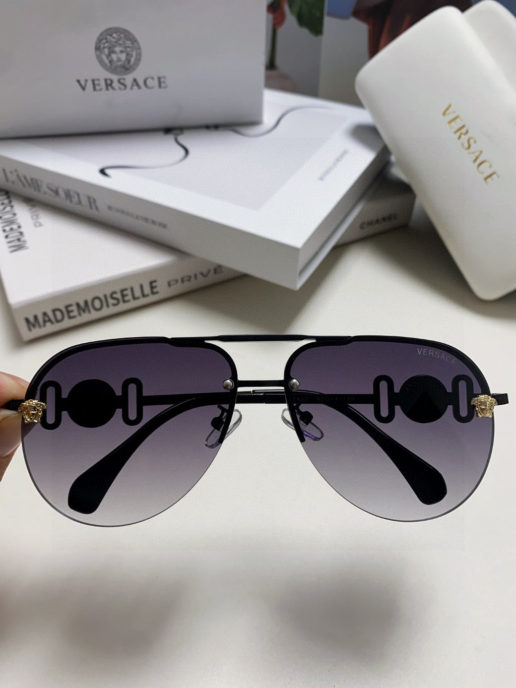 Versace Polarized Fashion Gray Lens Sunglasses for Men & Women - detail image 3