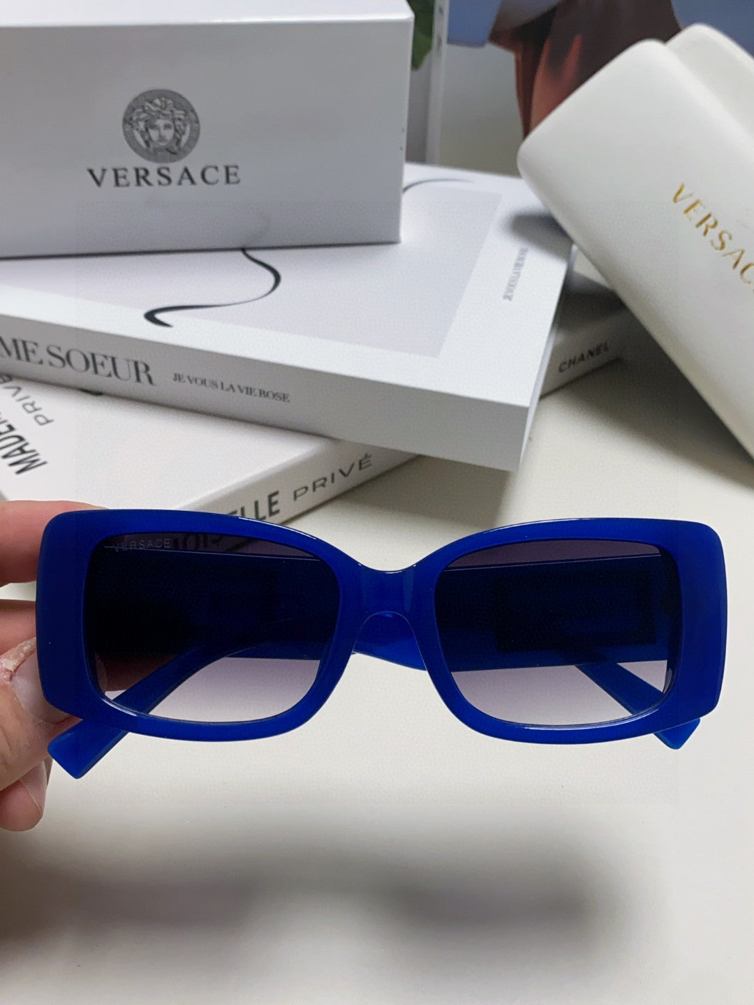 Versace Polarized Fashion Blue Lens Sunglasses for Men & Women - 449861 - detail image 3