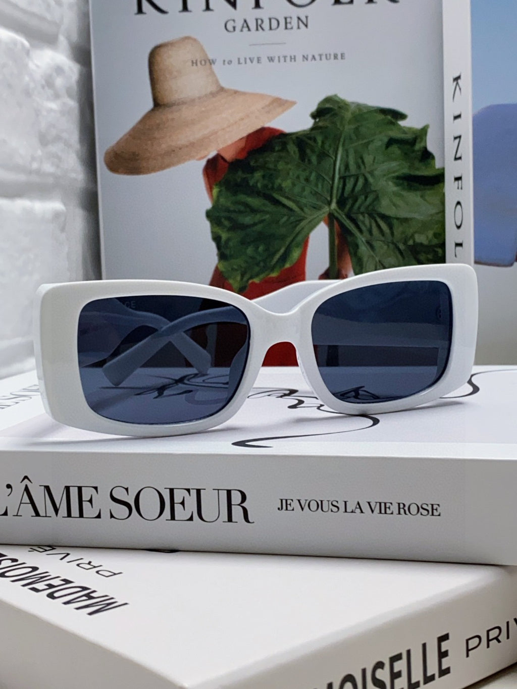 Versace Polarized Fashion Blue Lens Sunglasses for Men & Women - 416375
