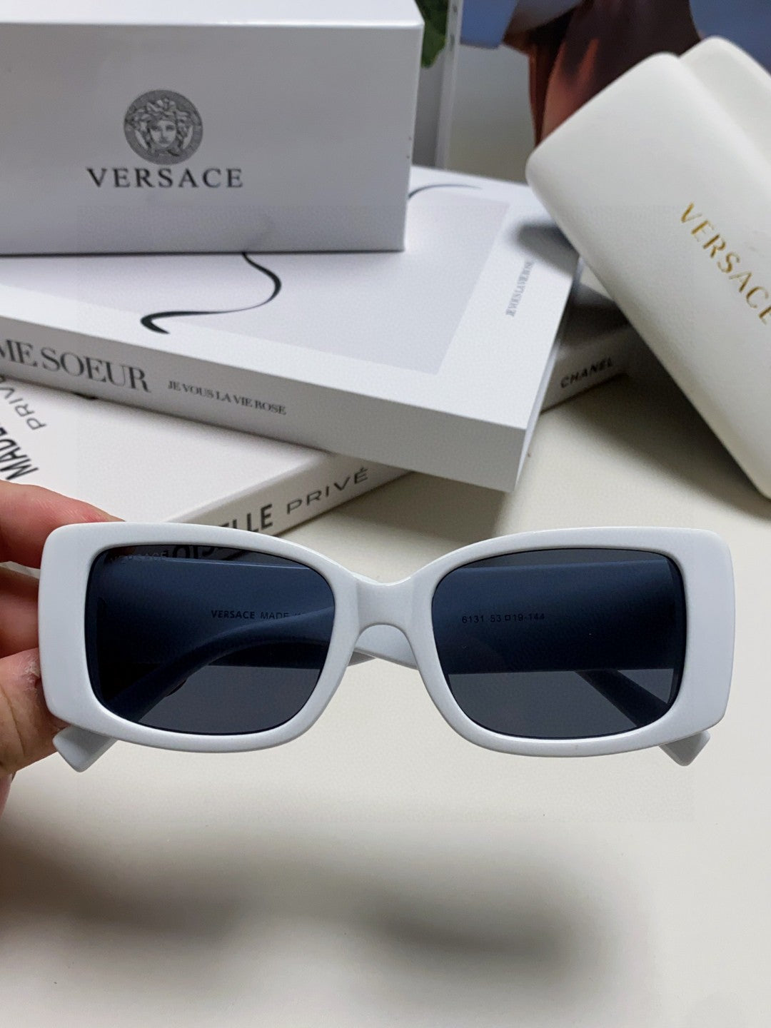 Versace Polarized Fashion Blue Lens Sunglasses for Men & Women - 449862 - detail image 3