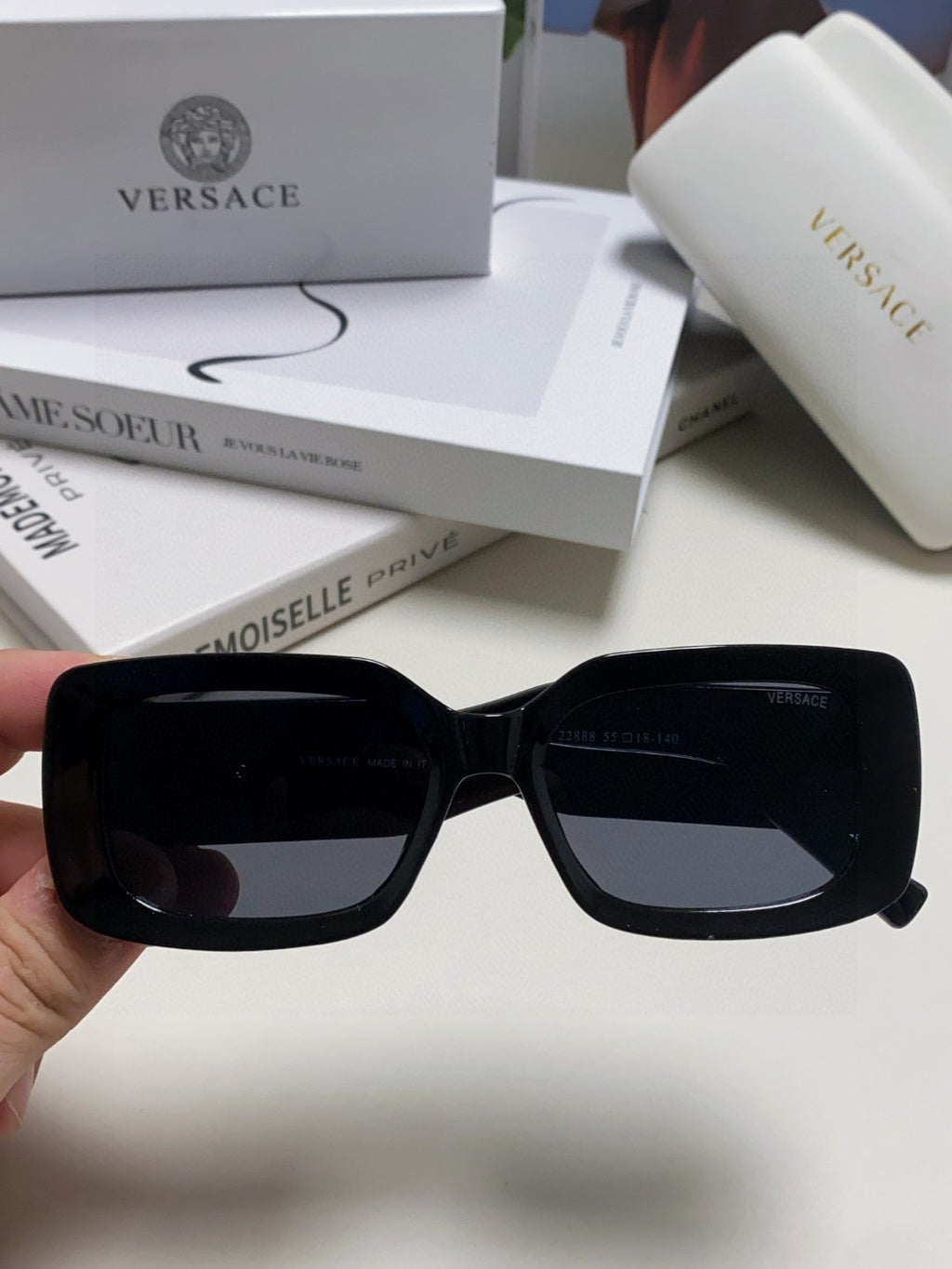 Versace Polarized Fashion Blue Lens Sunglasses for Men & Women - detail image 3