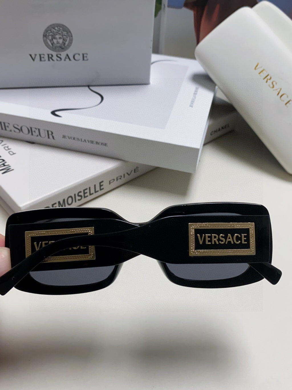 Versace Polarized Fashion Blue Lens Sunglasses for Men & Women - detail image 4