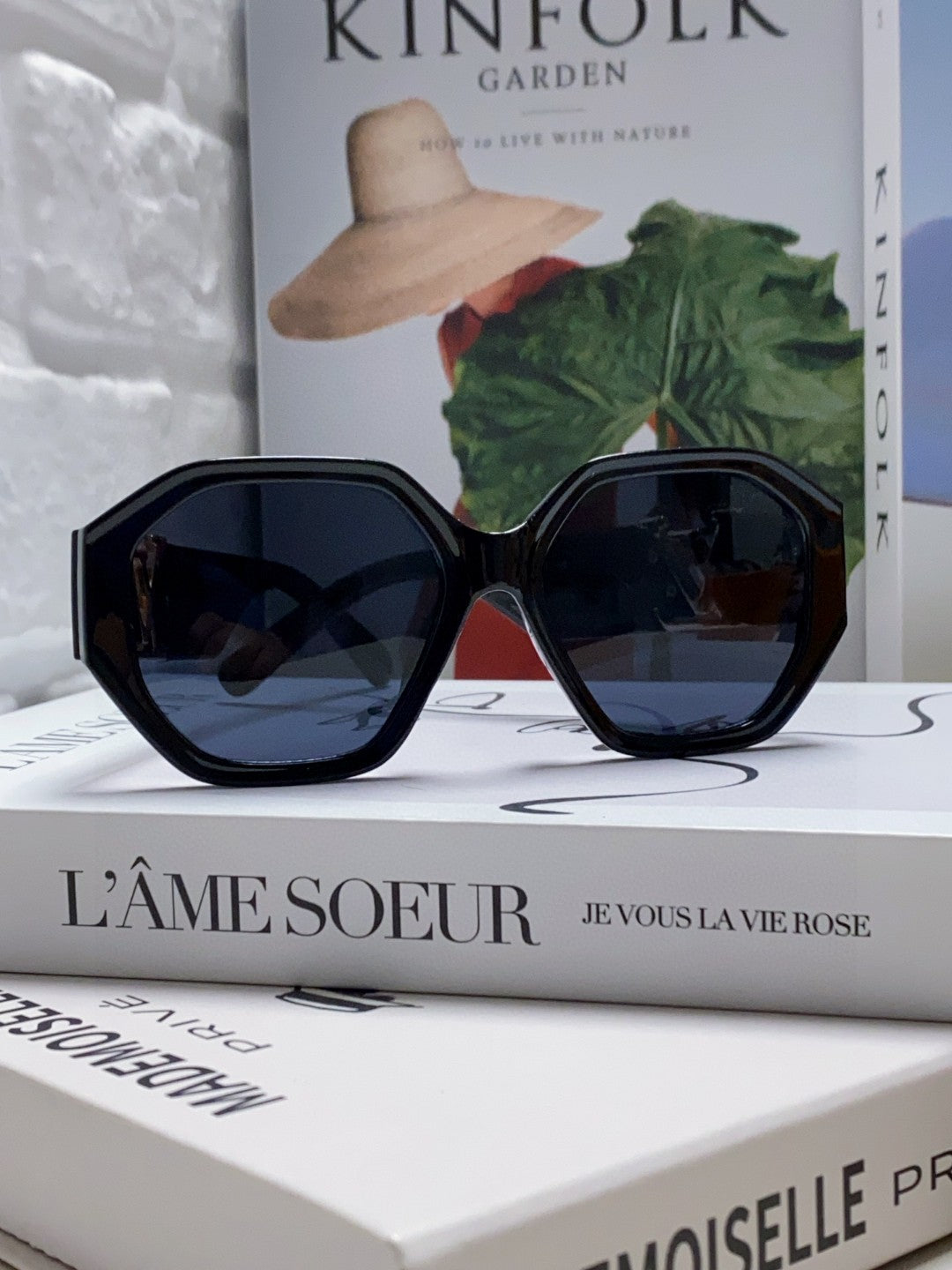 Louis Vuitton Square Black Lens Sunglasses for Men & Women - 414913