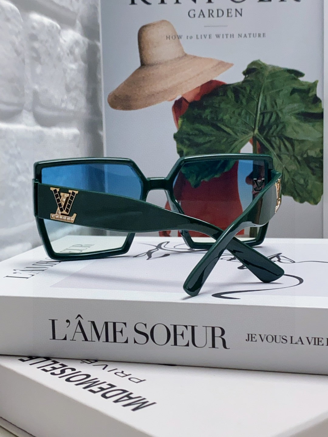 Louis Vuitton Square Black Lens Sunglasses for Women - 414915 - detail image 2