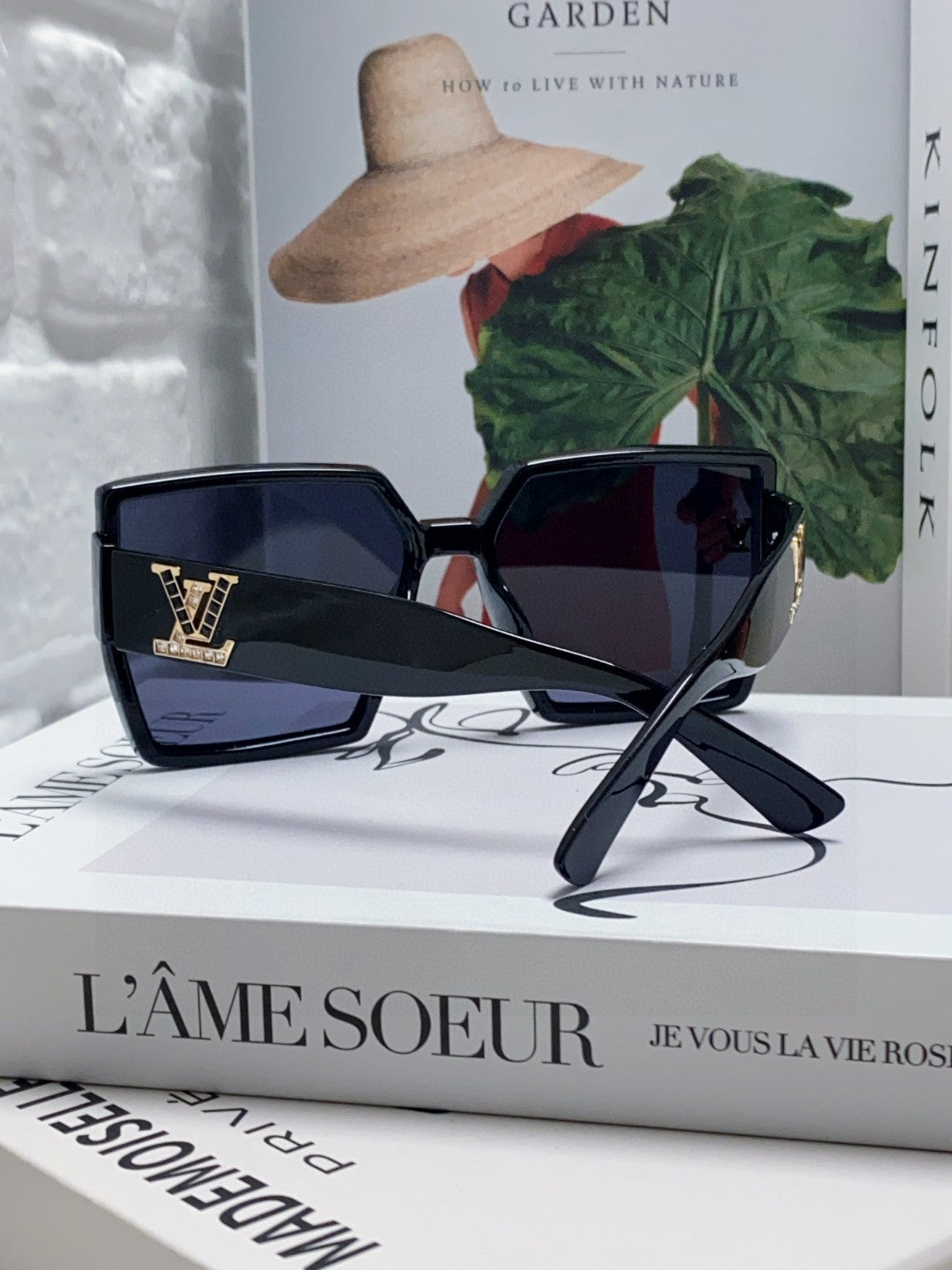 Louis Vuitton Square Blue Lens Sunglasses for Women - detail image 2