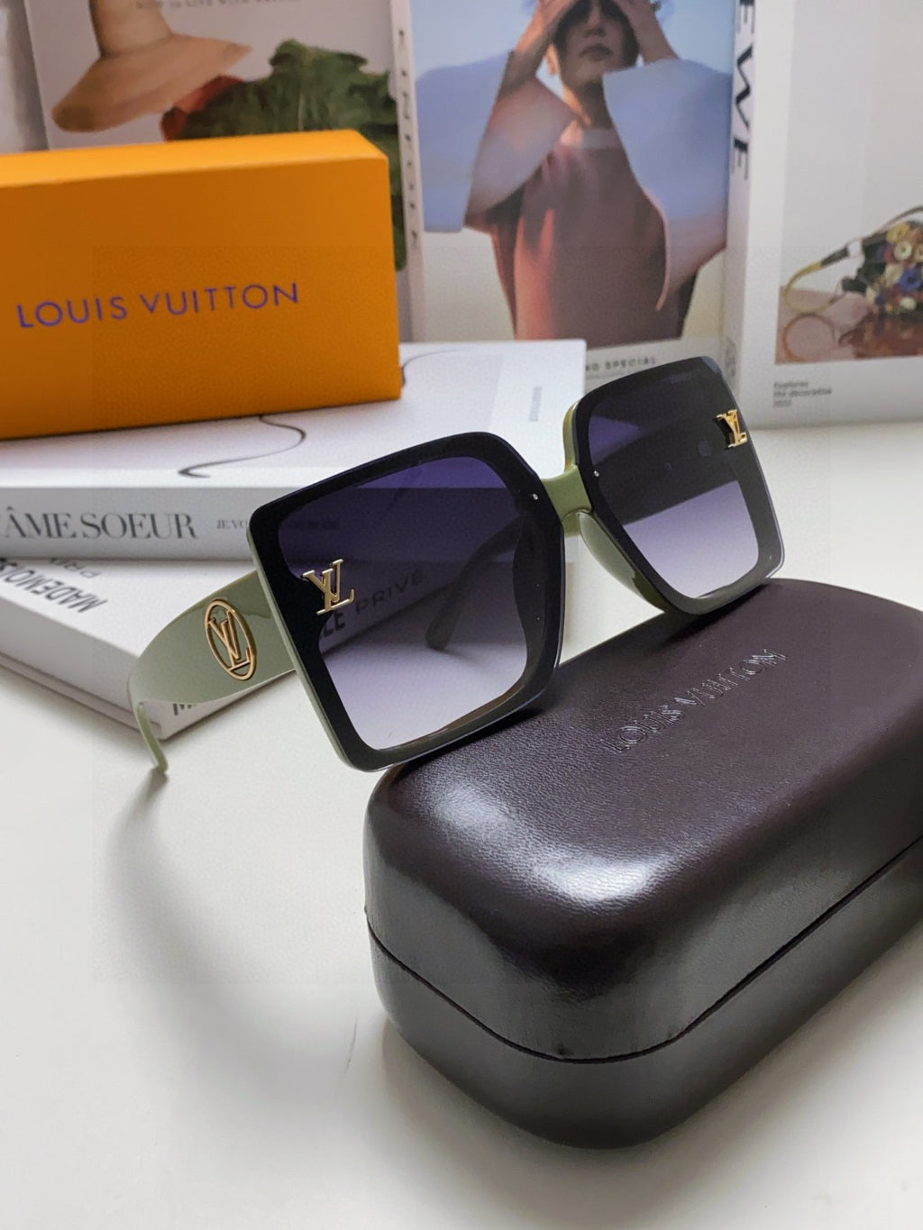 Louis Vuitton Polarized Oversized Gray Lens Sunglasses for Women - detail image 7