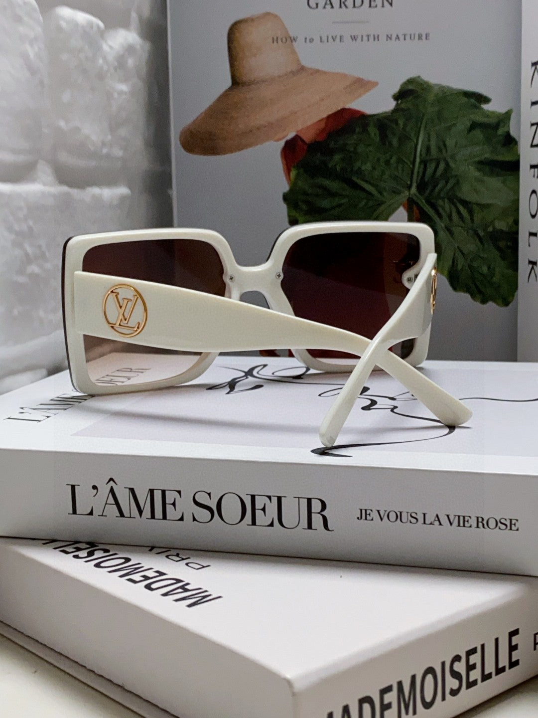 Louis Vuitton Polarized Oversized Red Lens Sunglasses for Women - 414920