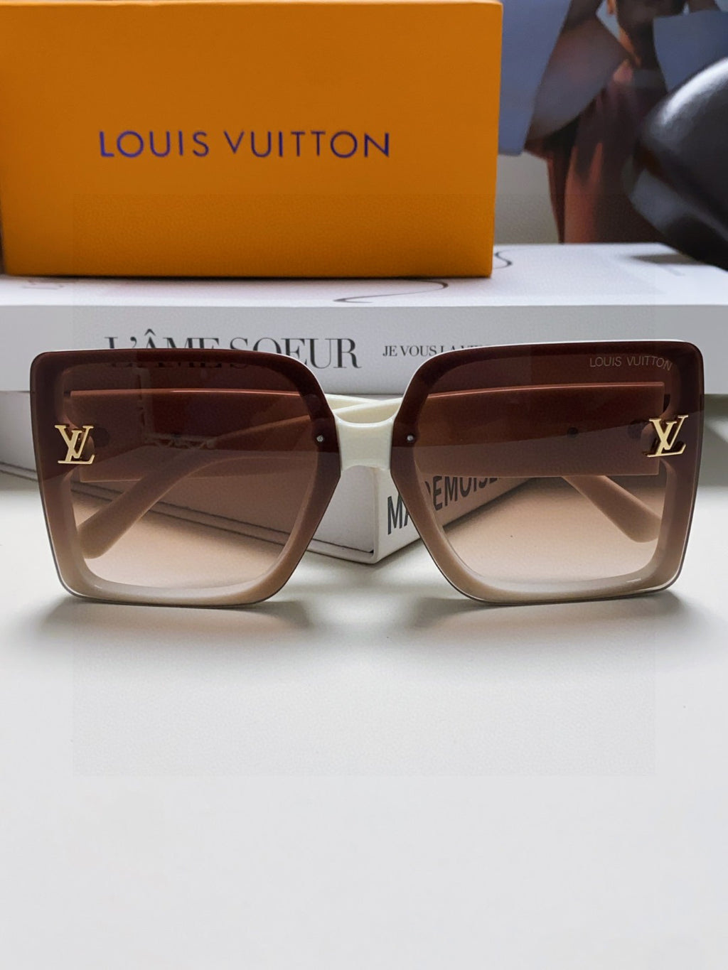 Louis Vuitton Polarized Oversized Red Lens Sunglasses for Women - 414920 - detail image 5