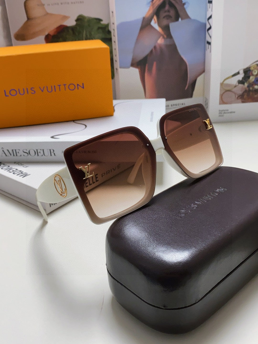 Louis Vuitton Polarized Oversized Red Lens Sunglasses for Women - 414920 - detail image 6