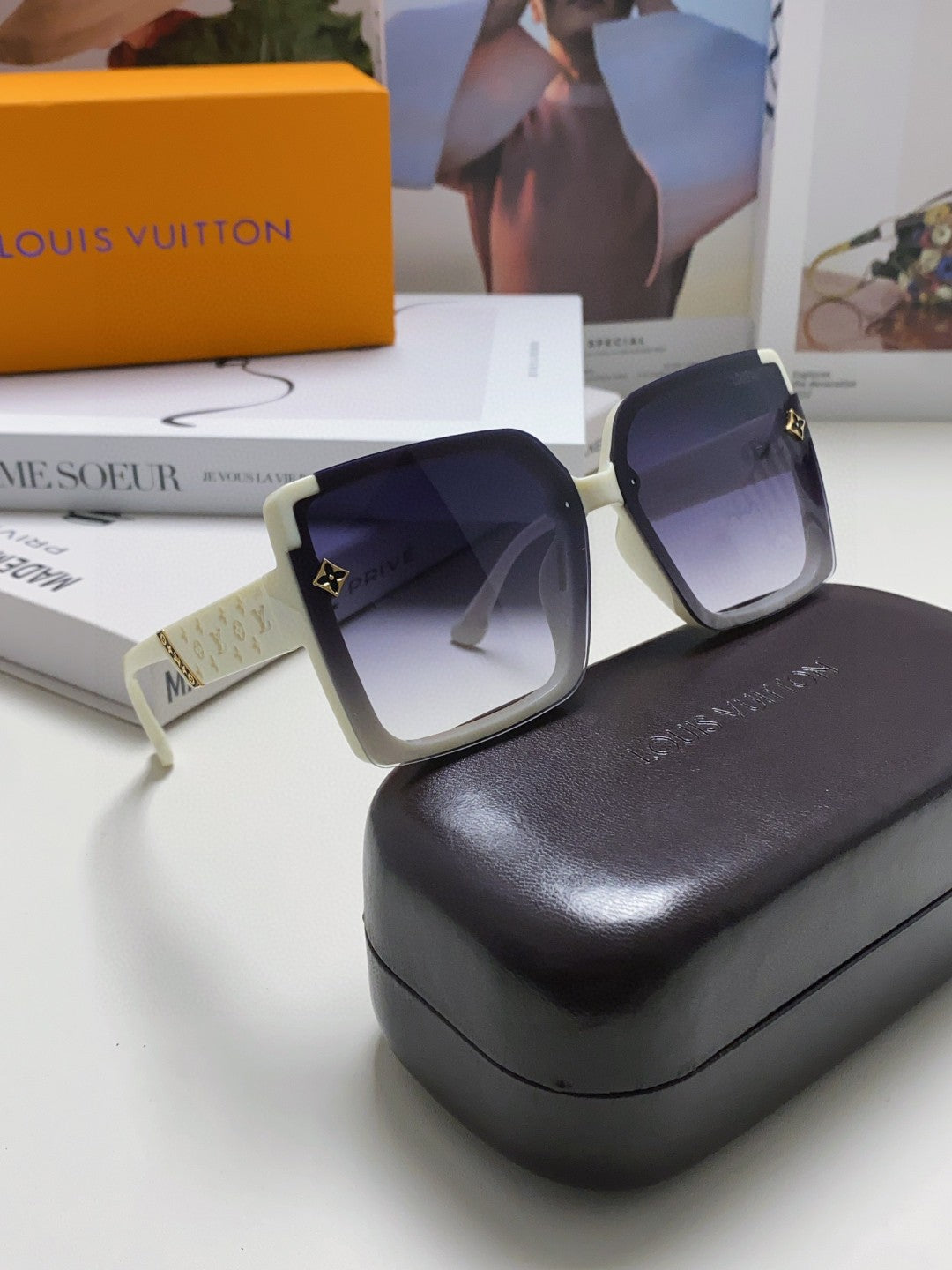 Louis Vuitton Oversized Blue Lens Sunglasses for Women - 414905 - detail image 7