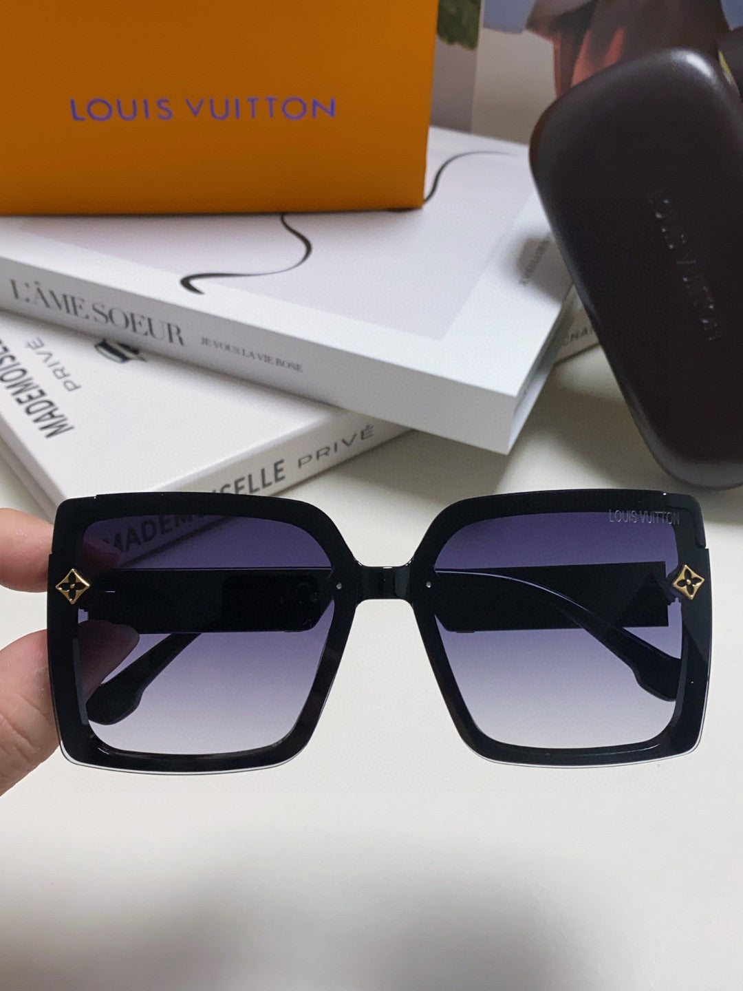 Louis Vuitton Oversized Blue Lens Sunglasses for Women - detail image 3