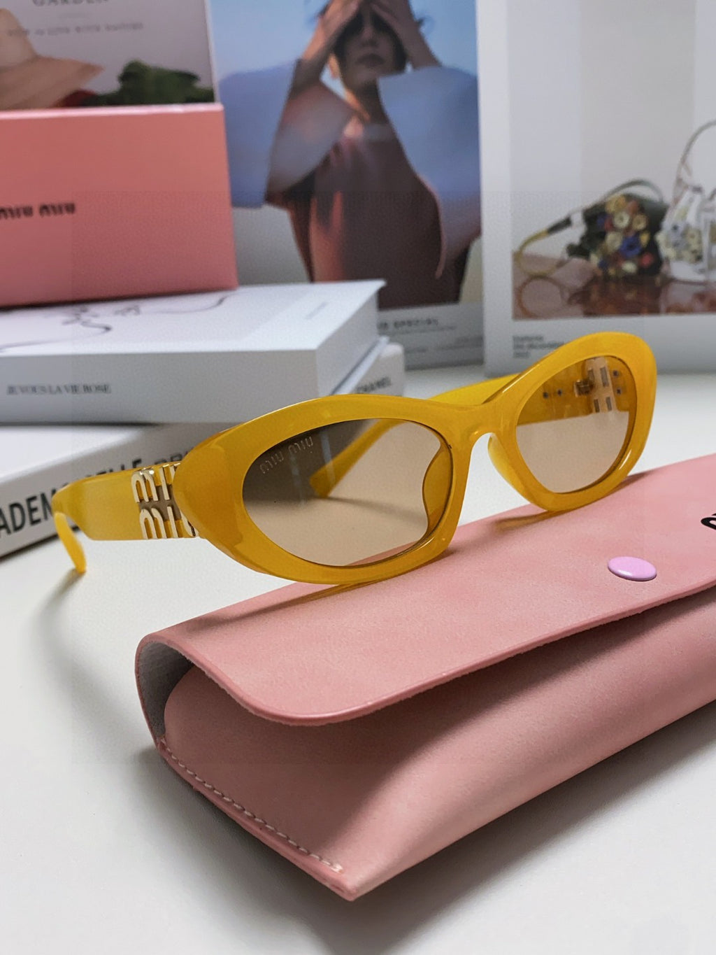 Miu Miu Cat-Eye Orange Lens Sunglasses for Men & Women - 466057 - detail image 3