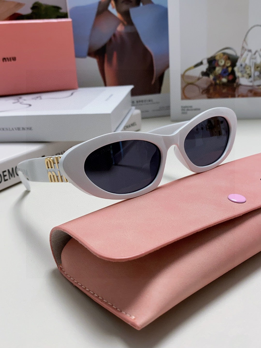 Miu Miu Cat-Eye Gray Lens Sunglasses for Men & Women - 466058 - detail image 5