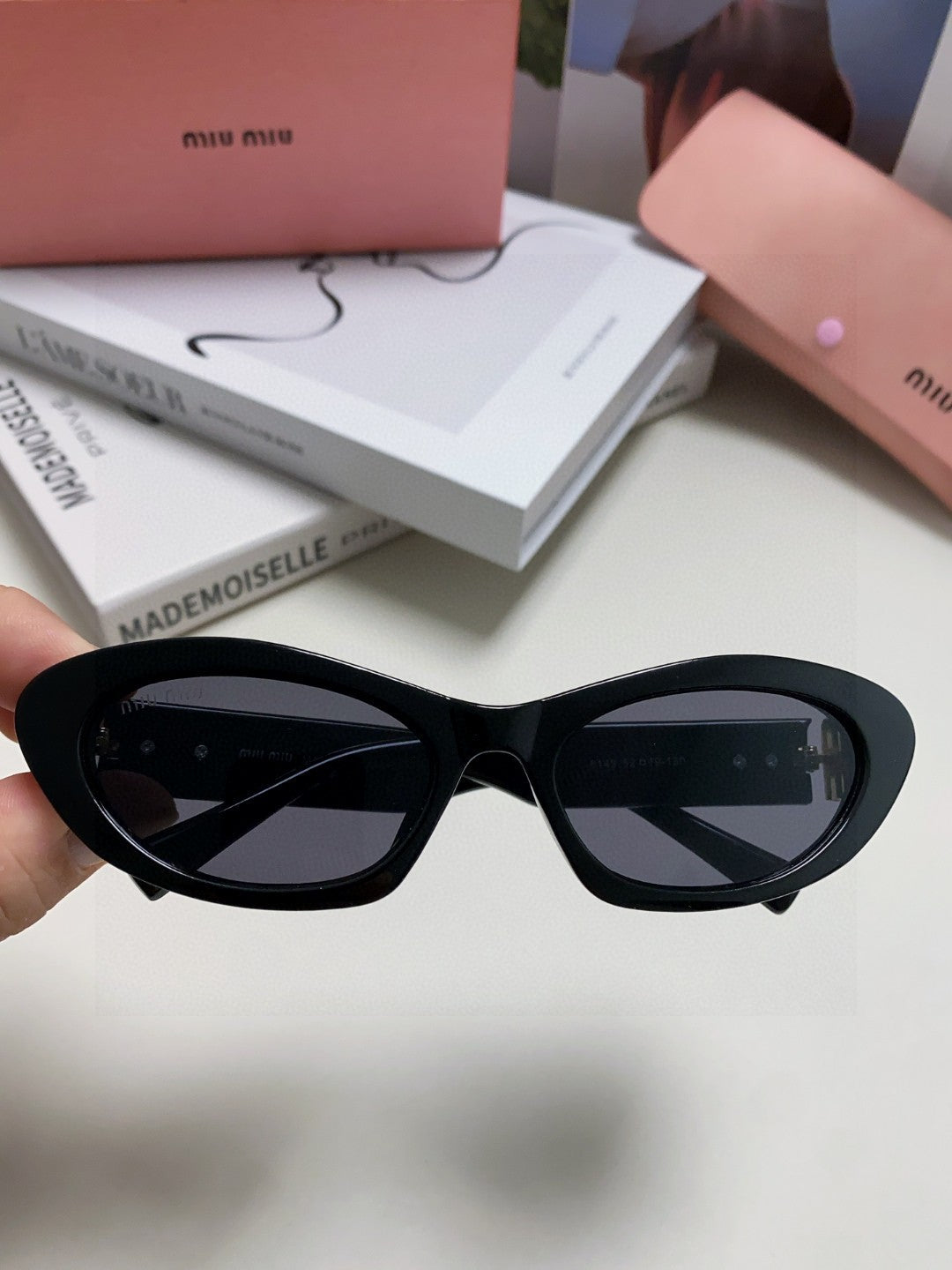 Miu Miu Cat-Eye Gray Lens Sunglasses for Men & Women - 466059 - detail image 3