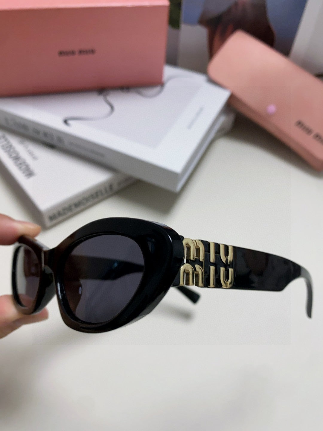 Miu Miu Cat-Eye Gray Lens Sunglasses for Men & Women - 466059 - detail image 5