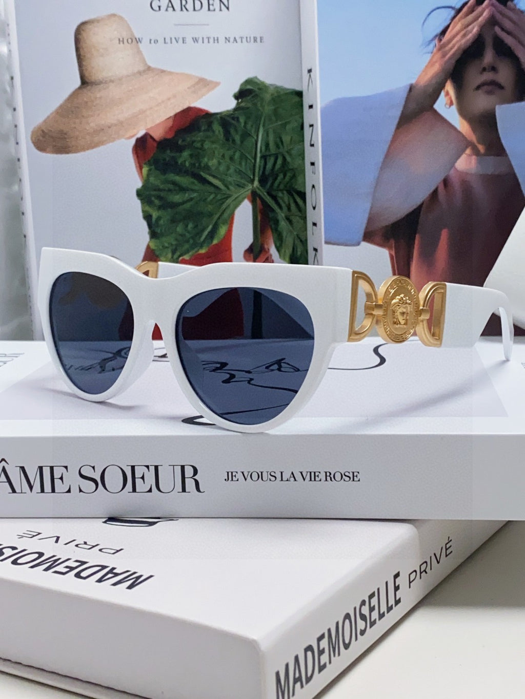 Versace Fashion Black Lens Sunglasses for Men & Women - 487898 - detail image 2