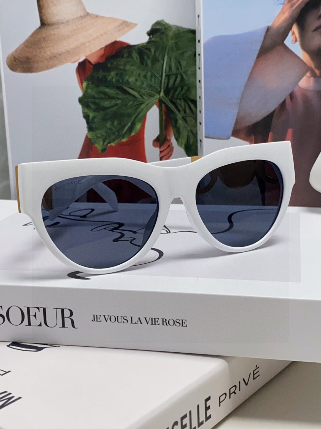Versace Fashion Black Lens Sunglasses for Men & Women - 487898 - detail image 3