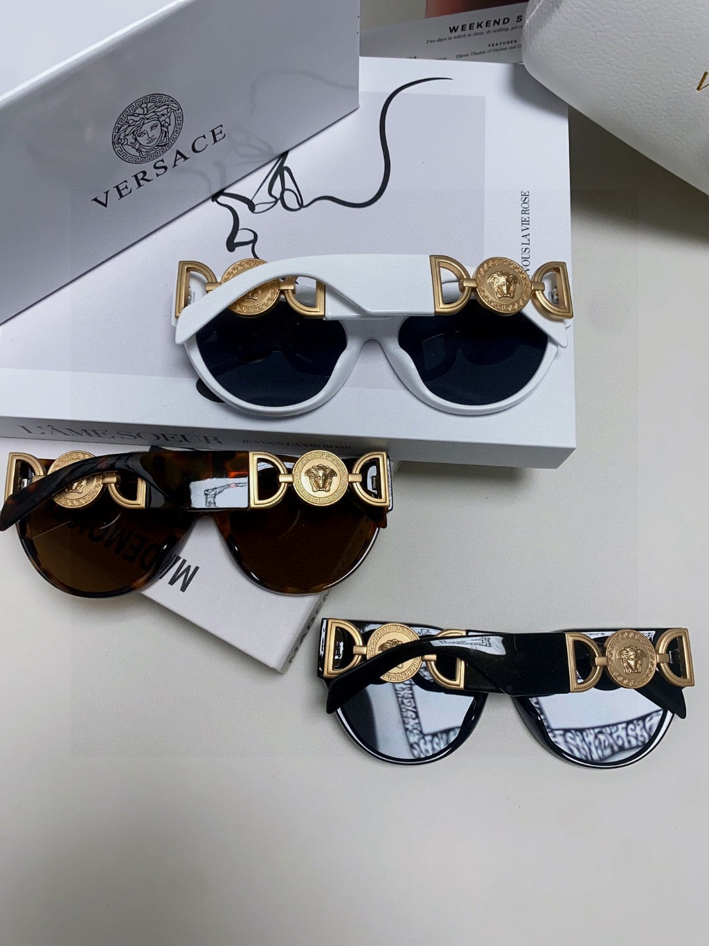 Versace Fashion Black Lens Sunglasses for Men & Women - detail image 10