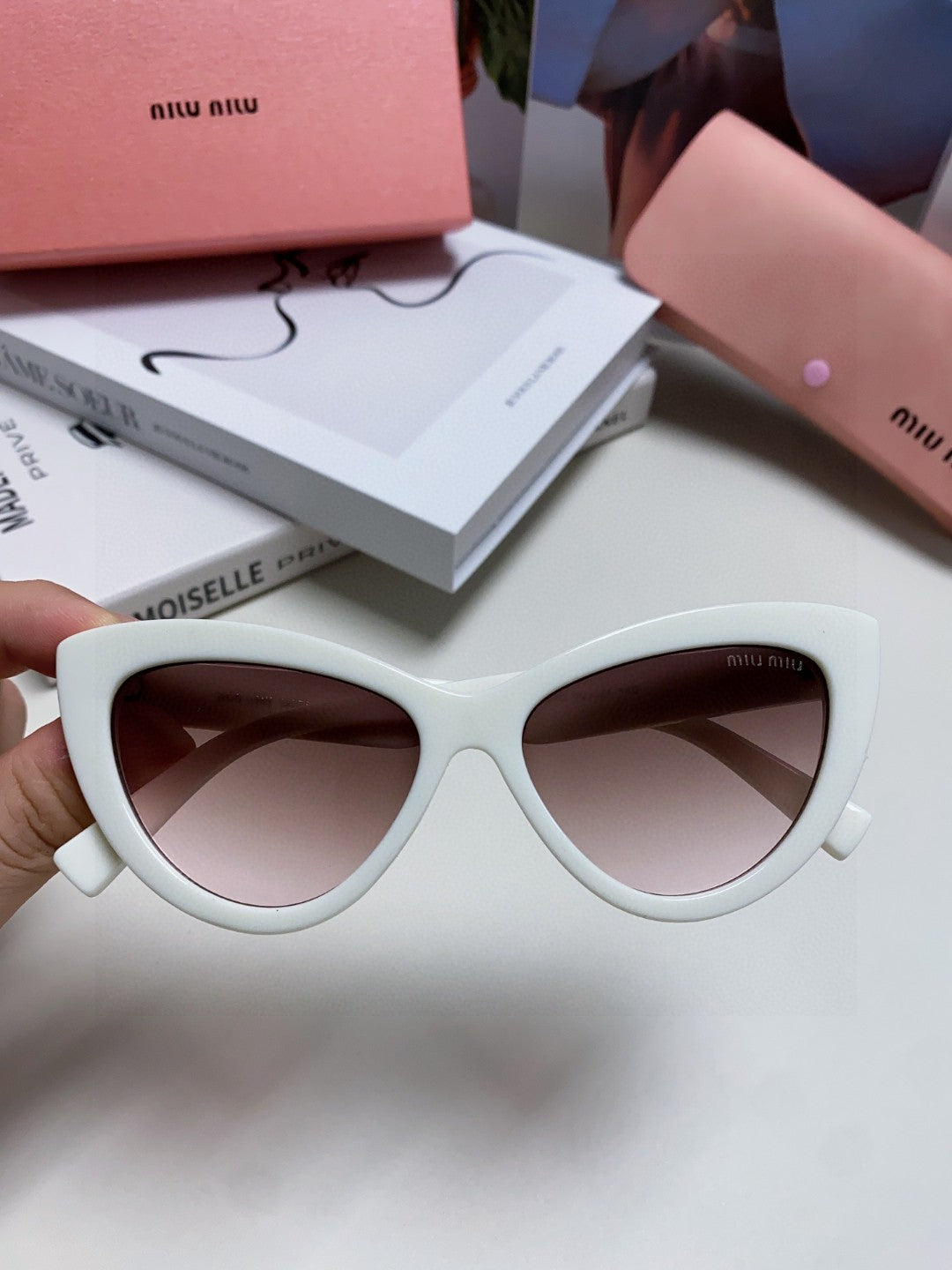 Miu Miu Cat-Eye Silver Lens Sunglasses for Men & Women - 487696 - detail image 3