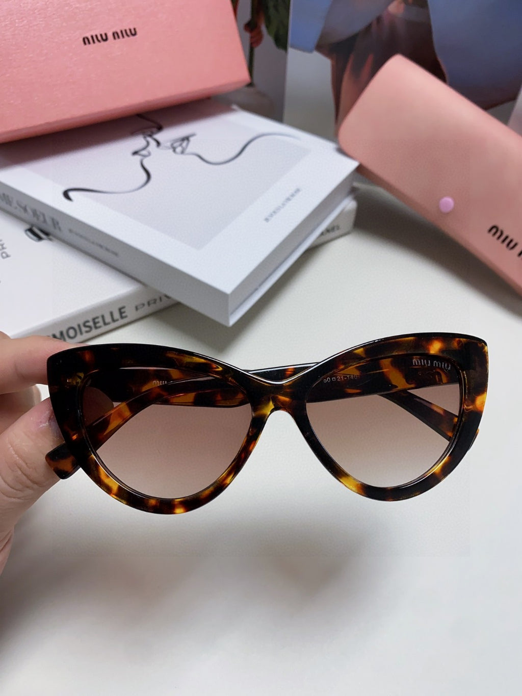 Miu Miu Cat-Eye Brown Lens Sunglasses for Men & Women - detail image 5