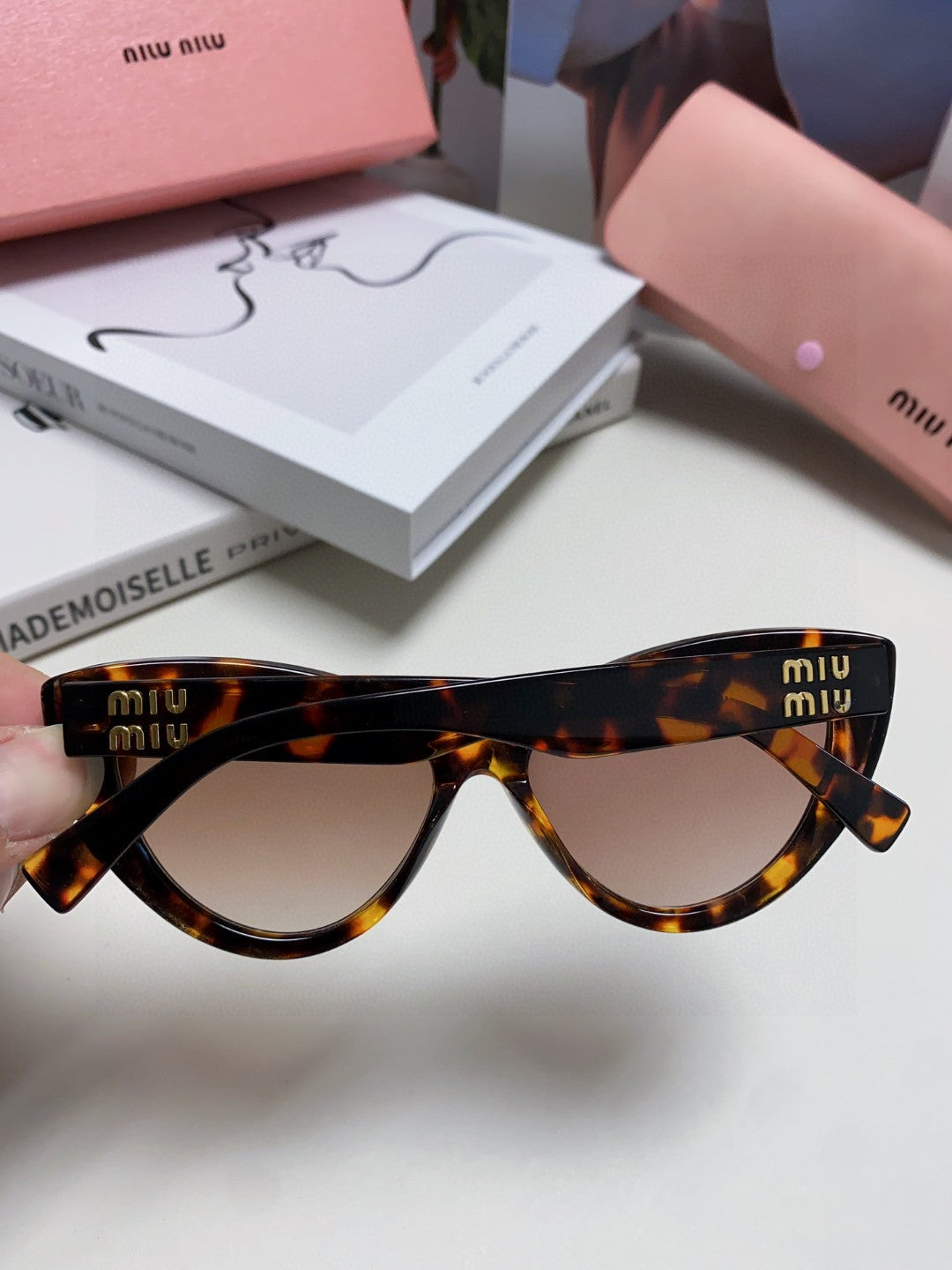 Miu Miu Cat-Eye Brown Lens Sunglasses for Men & Women - detail image 6