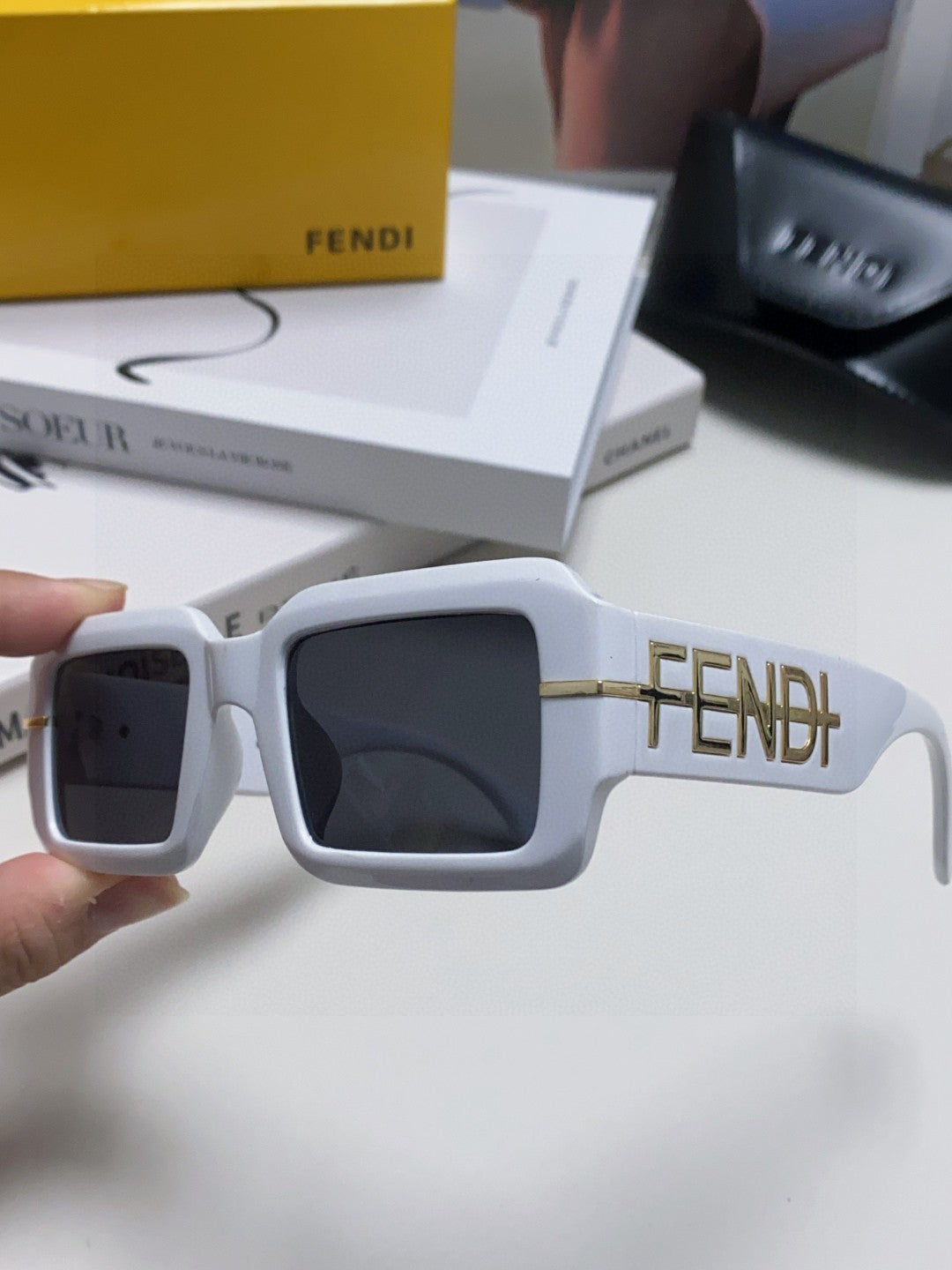 Fendi Square Gray Lens Sunglasses for Men & Women - 372458 - detail image 5