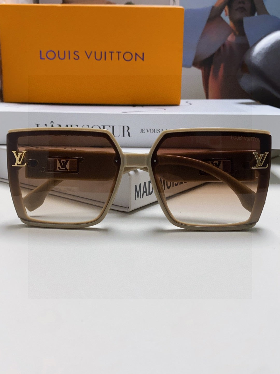 Louis Vuitton Polarized Oversized Gray Lens Sunglasses for Men & Wome - 371385 - detail image 6