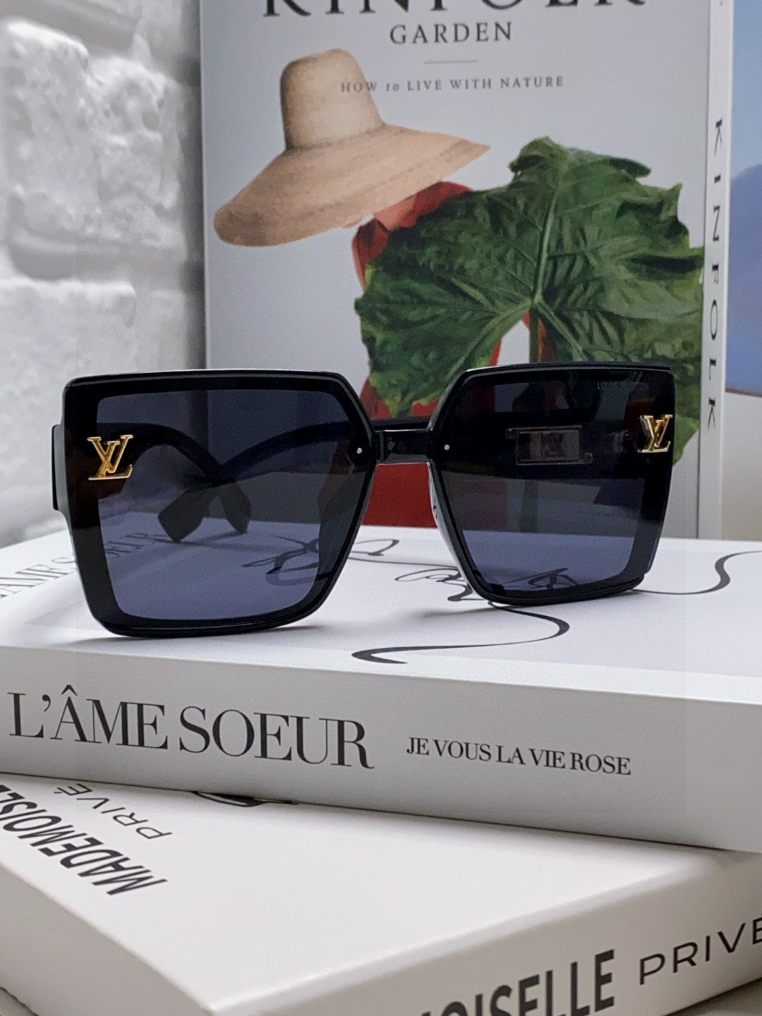 Louis Vuitton Polarized Oversized Blue Lens Sunglasses for Men & Women