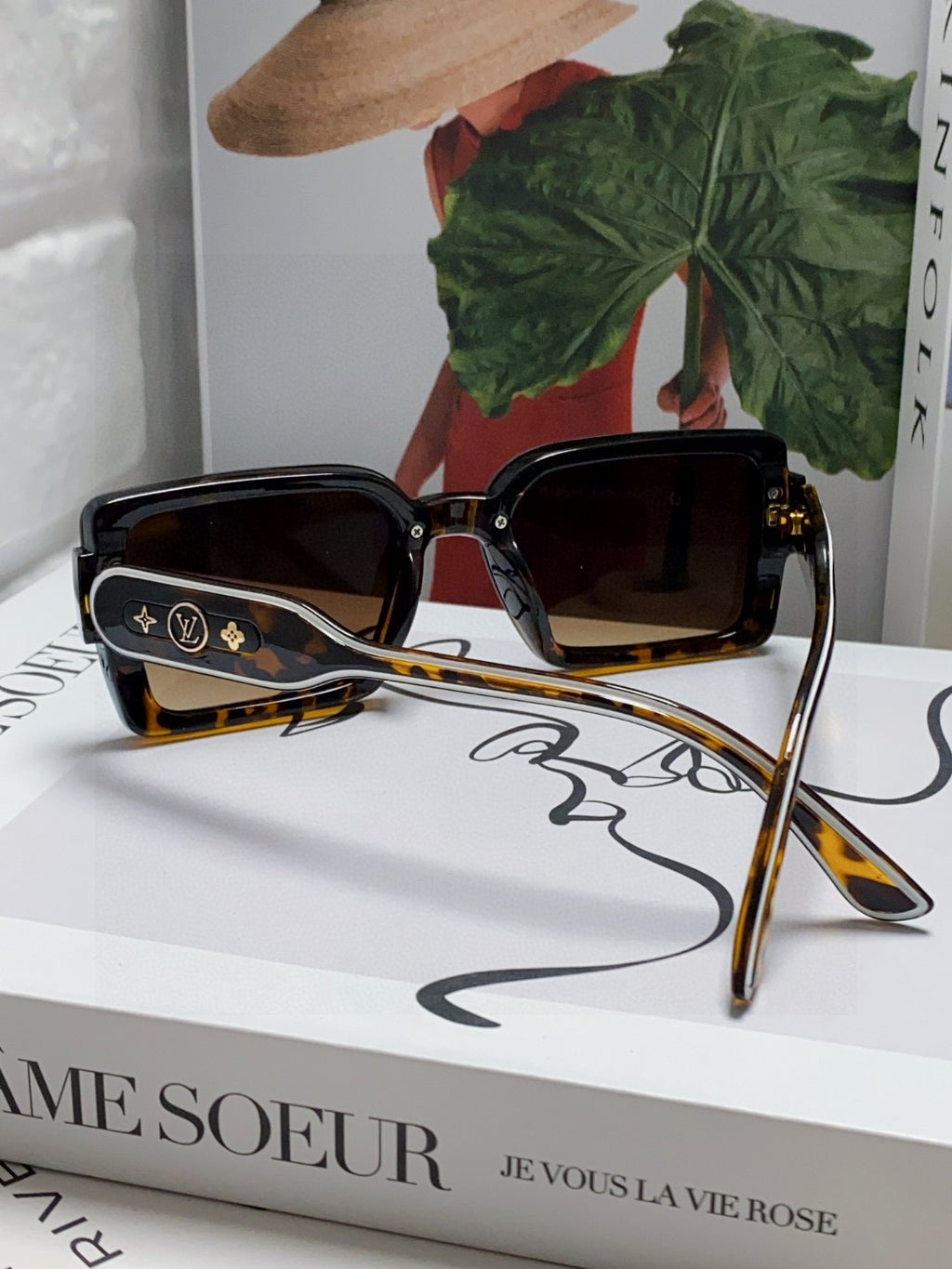 Louis Vuitton Polarized Square Gray Lens Sunglasses for Women - detail image 2