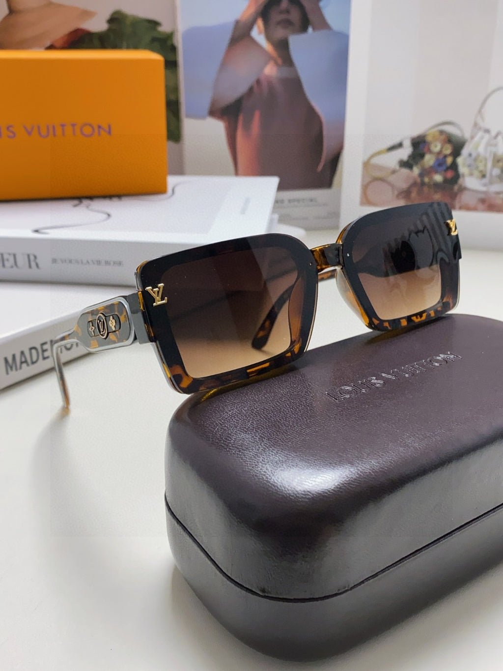Louis Vuitton Polarized Square Gray Lens Sunglasses for Women - detail image 7