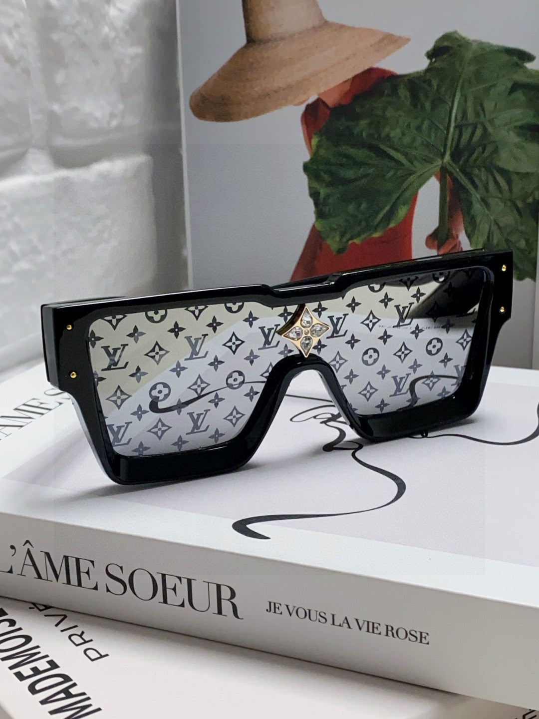 Louis Vuitton Square Silver Lens Sunglasses for Men & Women - 371394