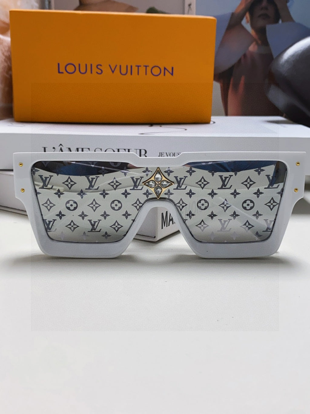Louis Vuitton Square Gray Lens Sunglasses for Men & Women - 371395 - detail image 6