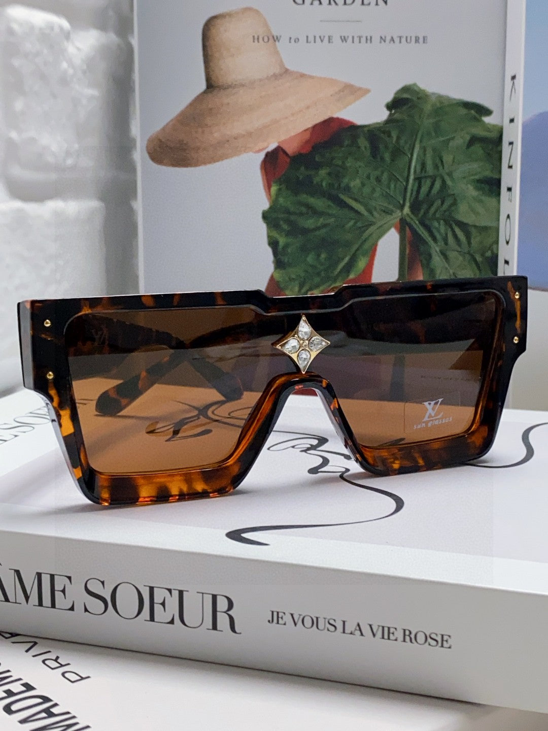 Louis Vuitton Square Black Lens Sunglasses for Men & Women - 371396