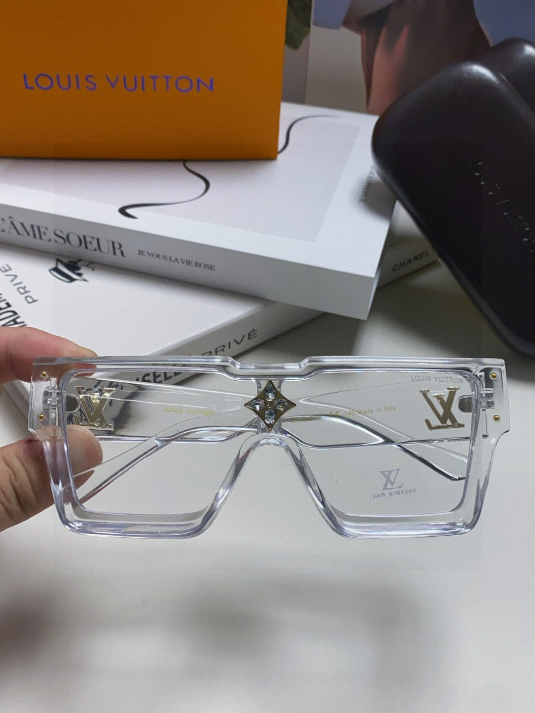 Louis Vuitton Square Silver Lens Sunglasses for Men & Women - 371397 - detail image 2