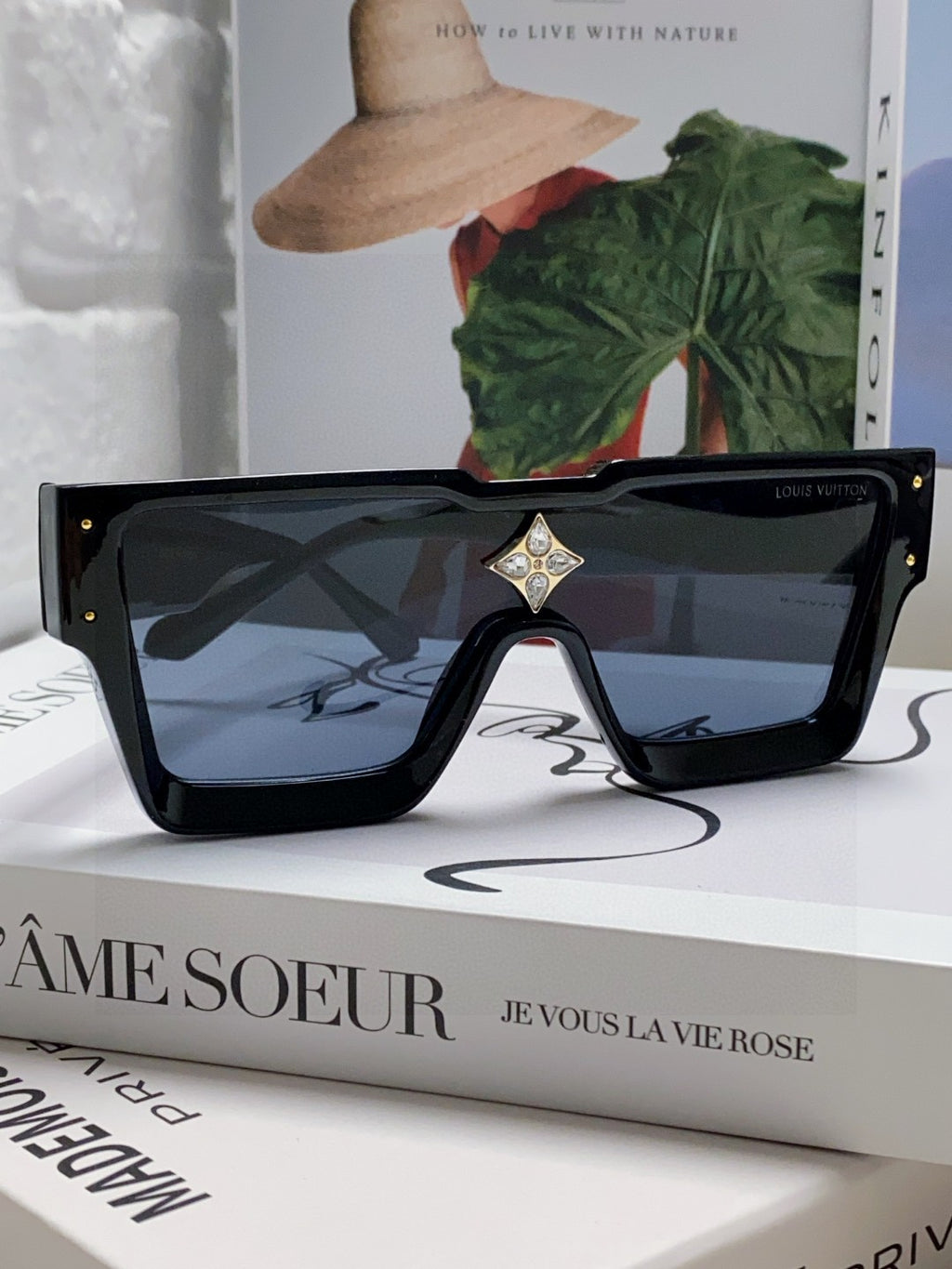 Louis Vuitton Square Black Lens Sunglasses for Men & Women - 371398