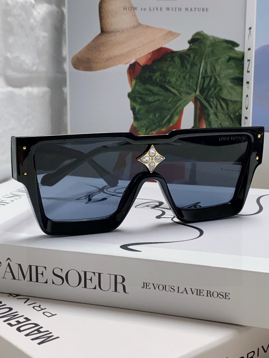 Louis Vuitton Square Black Lens Sunglasses for Men & Women - 371398