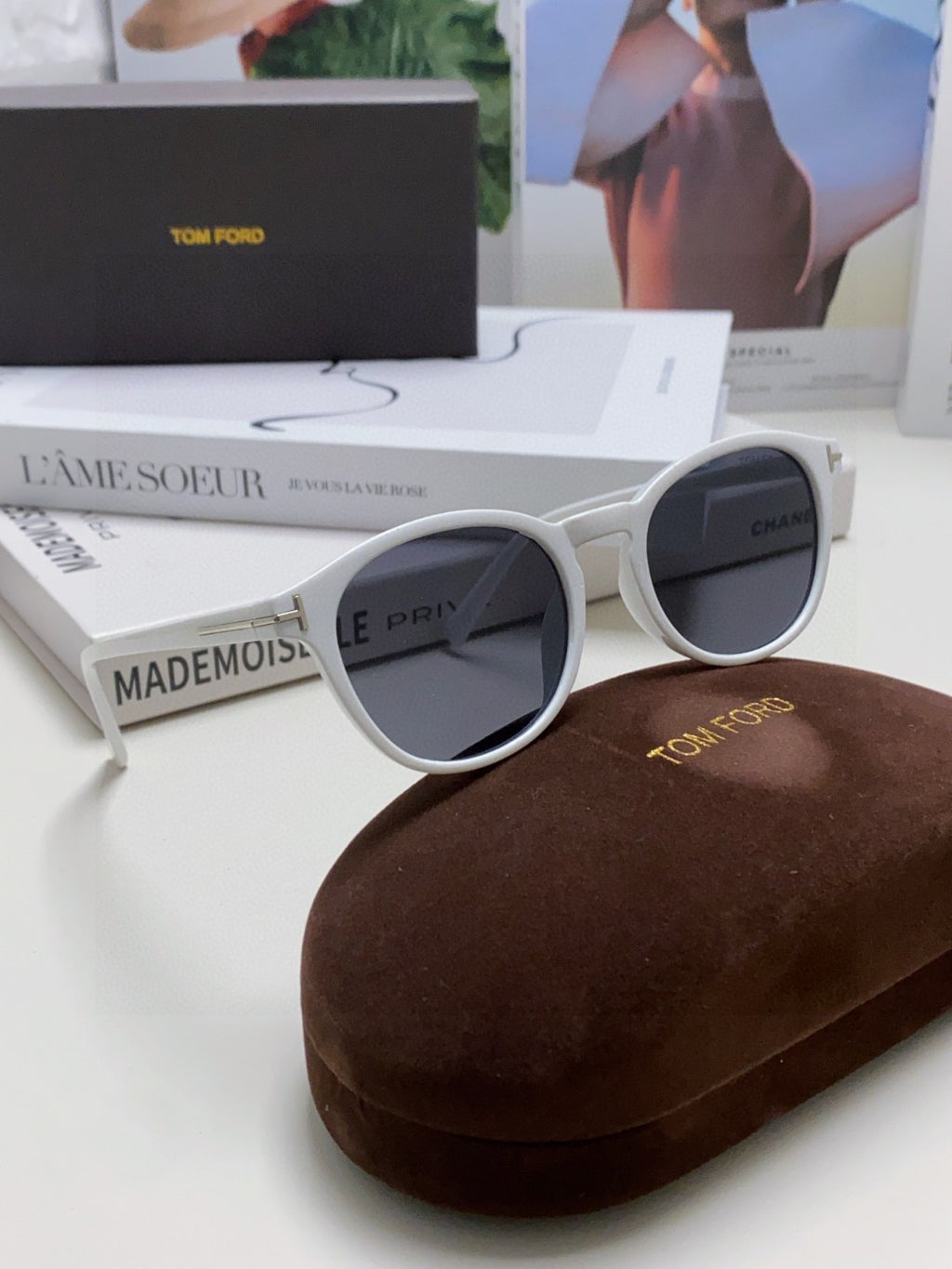 Tom Ford Polarized Round Gray Lens Sunglasses for Men & Women - detail image 7