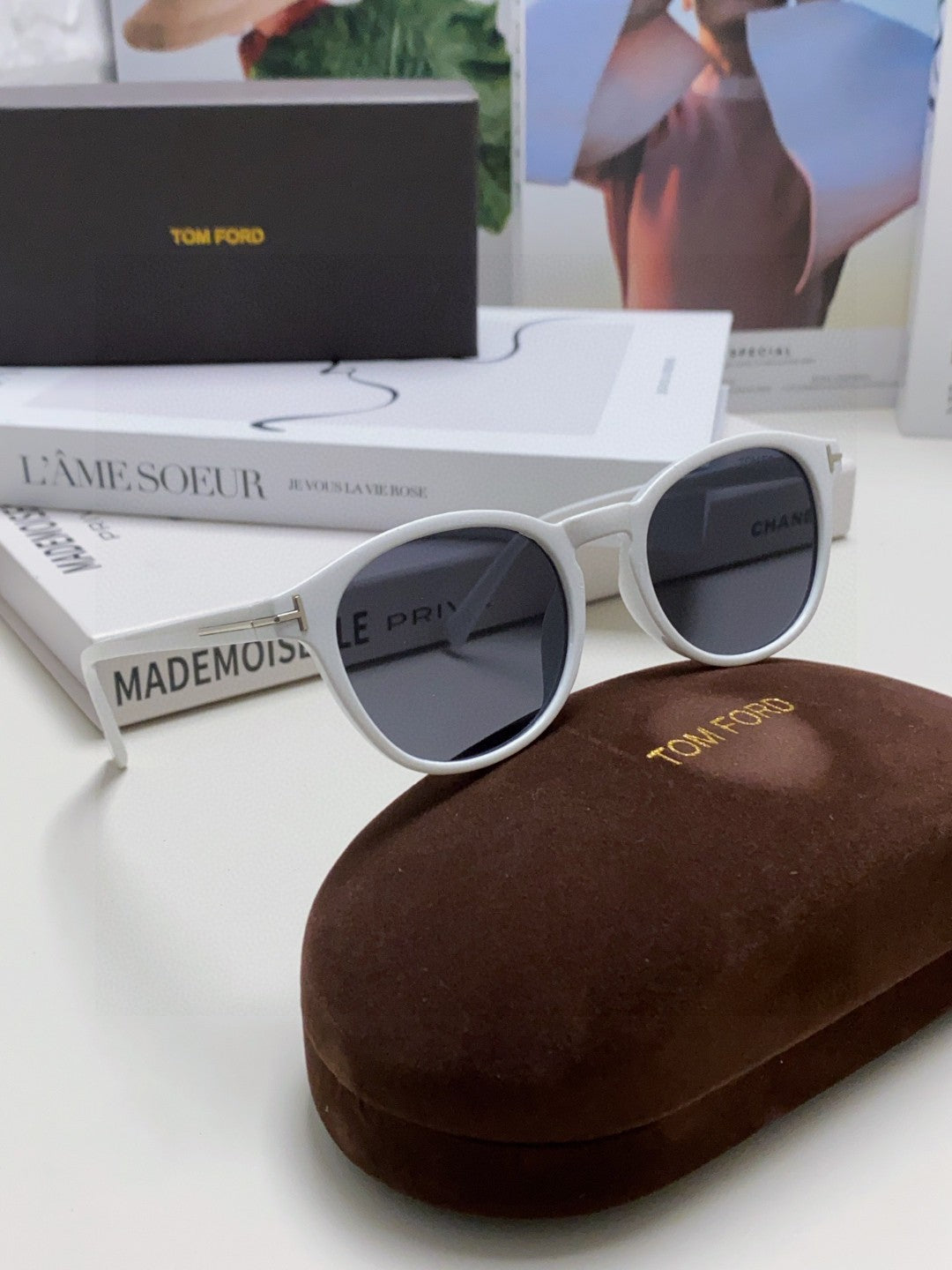 Tom Ford Polarized Round Gray Lens Sunglasses for Men & Women - detail image 7